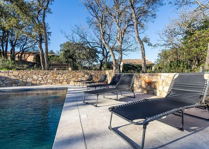 Du Golfe By Interhome Nyaraló Grimaud